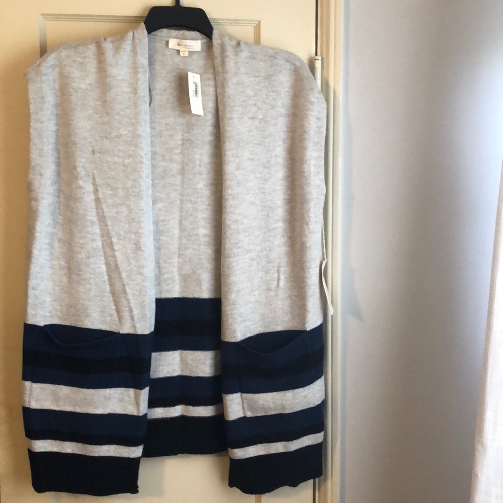 NWT! Two by Vince Camuto Sleeveless Long Cardigan